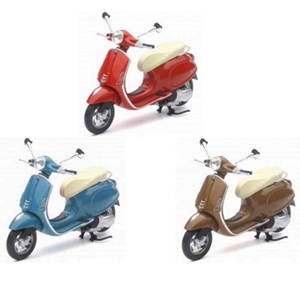 New Ray Toys 1:12 Scale Vespa - Primavera